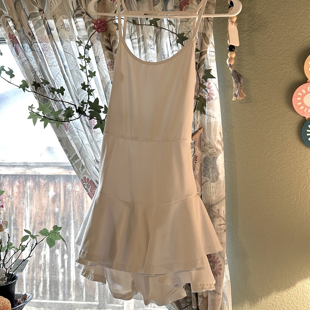SHEIN Women’s White Skort Sleeveless Backless Romper Small NWOT